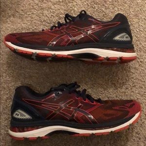 Men’s ASICS Nimbus 19 Running Shoes